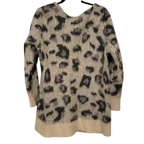Free People Out of Africa Leopard Cheetah Cardigan Women's Size Medium Soft - Picture 7 of 7